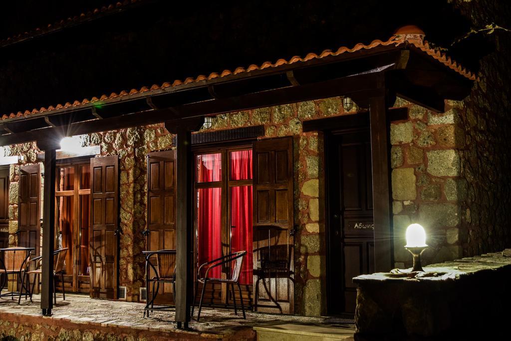 Paliokastro Guesthouse Kato Sinikia Trikalon Rum bild
