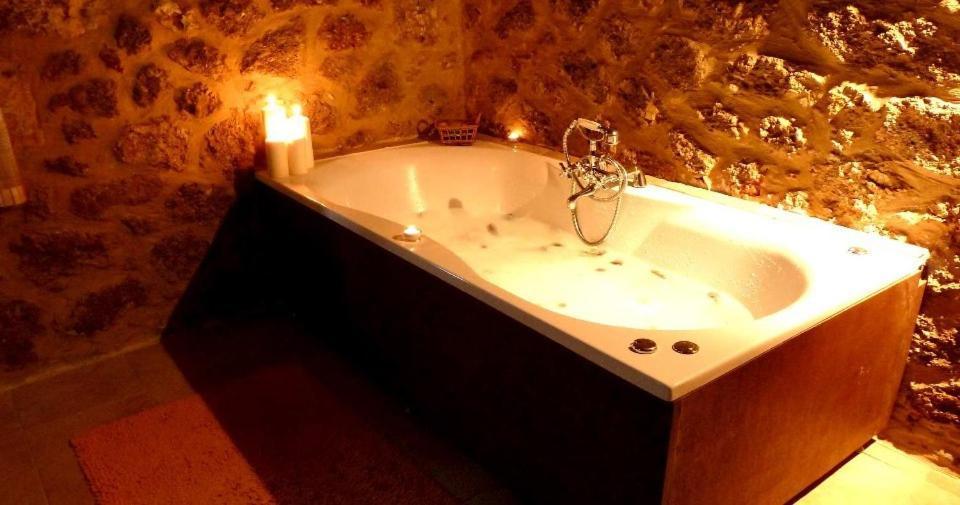 Paliokastro Guesthouse Kato Sinikia Trikalon Rum bild